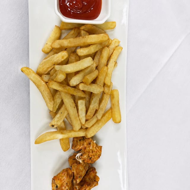 Kids Chicken Kabob & Fries